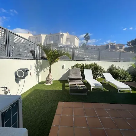 Holiday home Terraced Villa, Pool, Jacuzzi, South Tenerife Chayofa